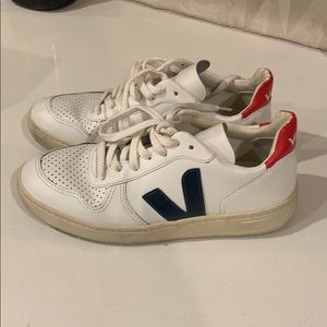 Veja V-10 Sneakers